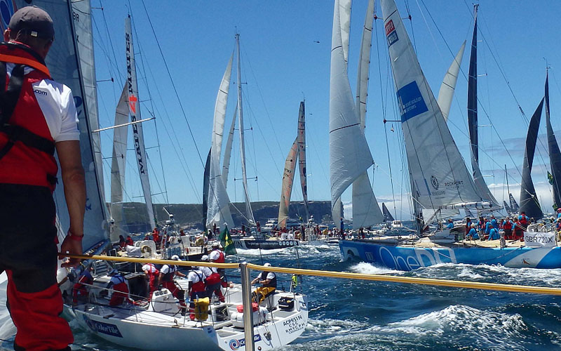 Clipper Race sailors bring colour to Rolex Sydney Hobart yacht race